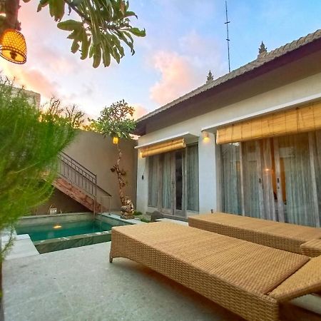 The Avani Villas Kuta  Exterior photo